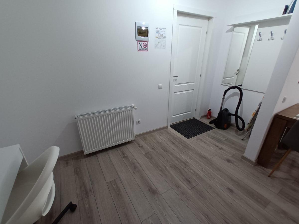 Old Town Studio Apartments Baia Mare Exterior photo